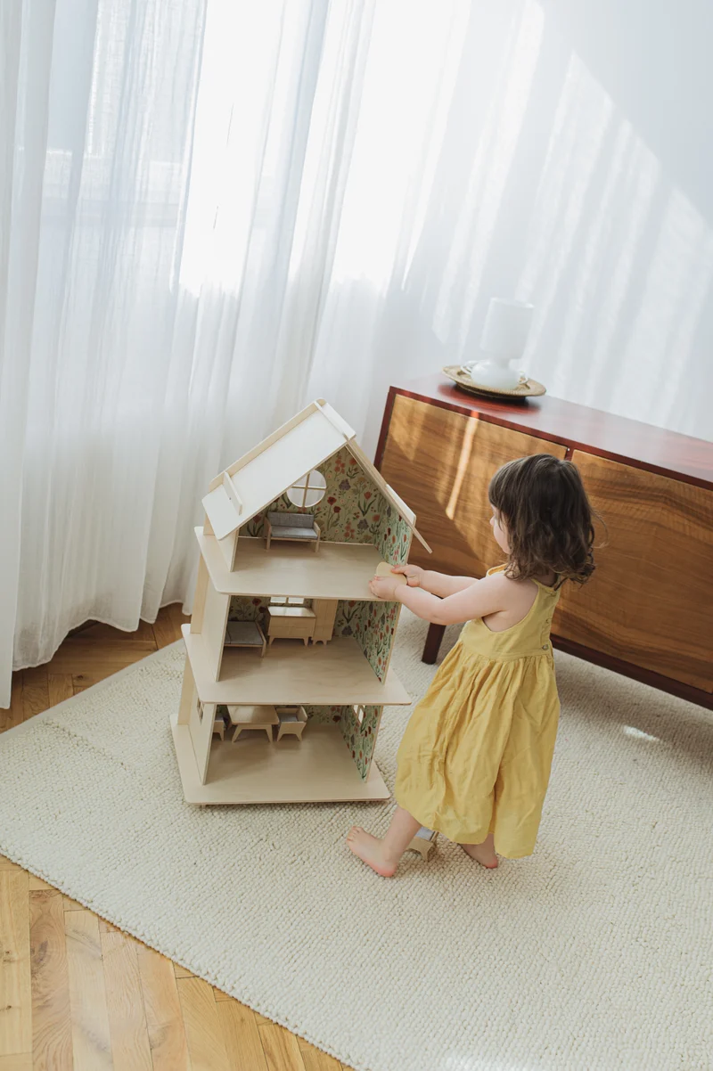 Milin Holzpuppenhaus – Meadow