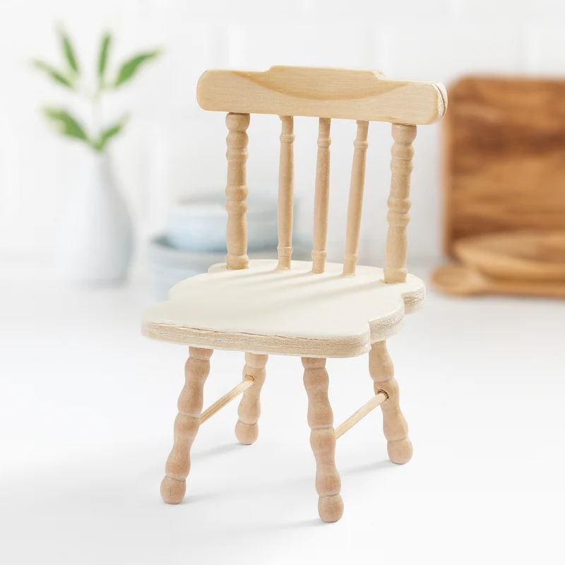 Miniatur Stuhl / Küchenstuhl – Wichtel Zubehör Holz 4,5x5x7,5cm