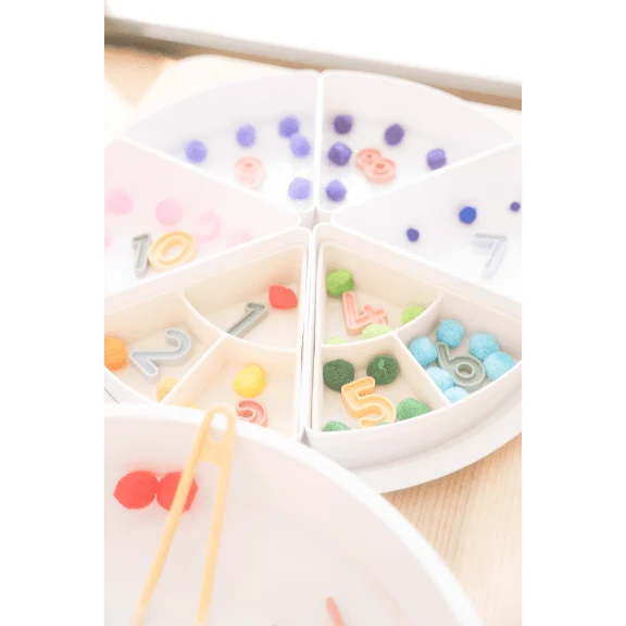 Inspire My Play 113: Sortier-Einsätze aus Silikon für das PlayTray™ – Sensoriktablett