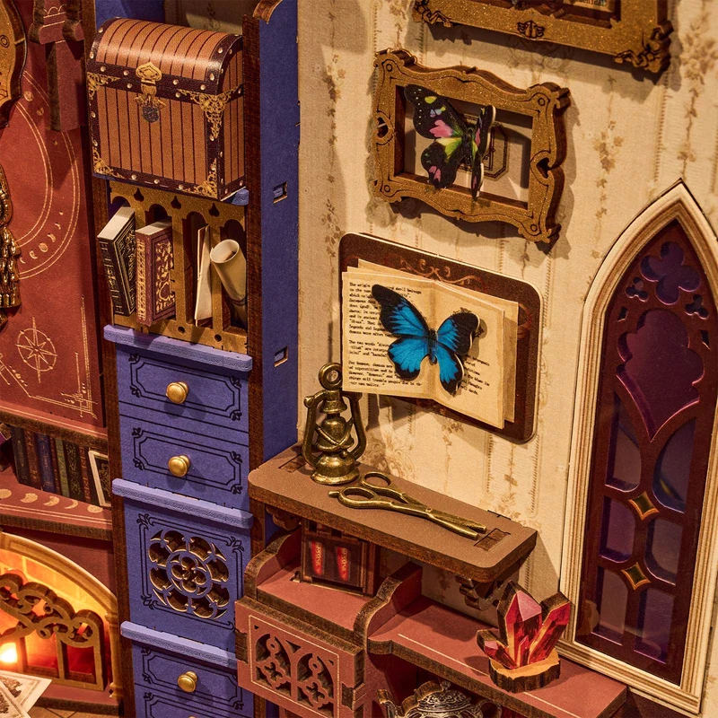 Robotime Book Nook Magic Fantasy Corner TGB14