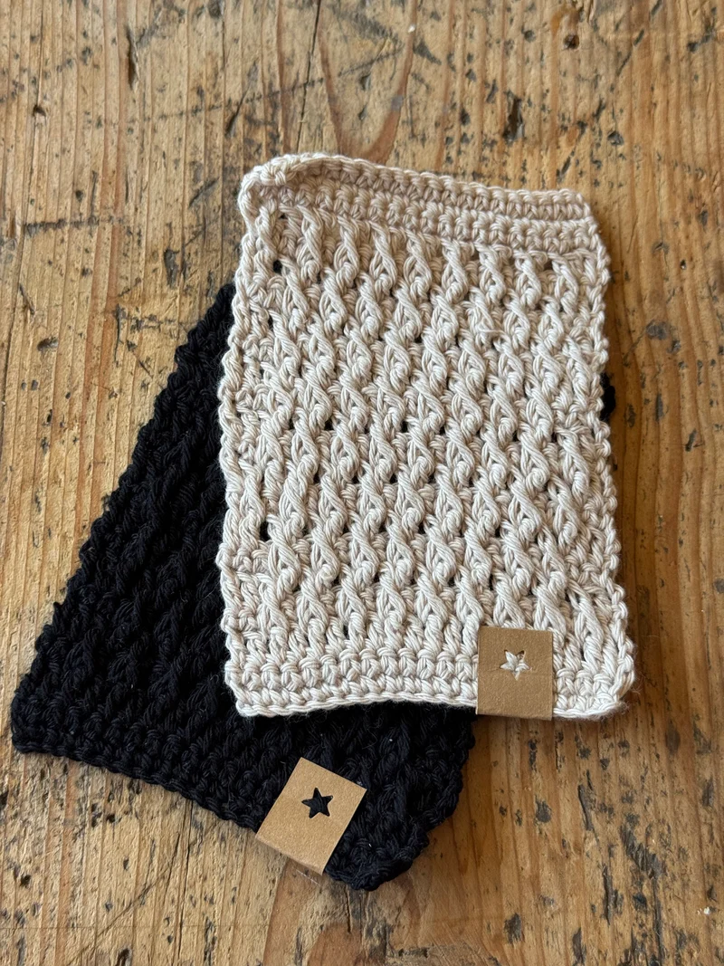 Miniatur Teppich SCHWARZ aus Baumwolle mit Sternchenlabel EXCLUSIV