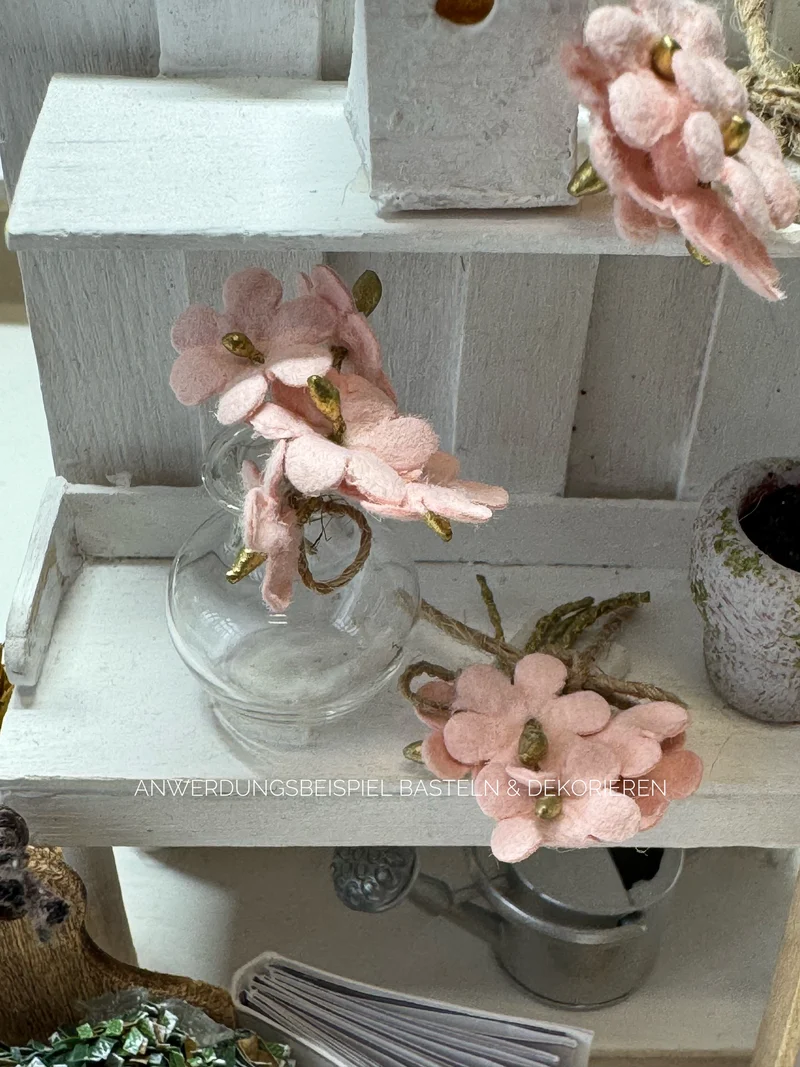 Glasvase Miniatur für Wichteltür und Puppenhaus
