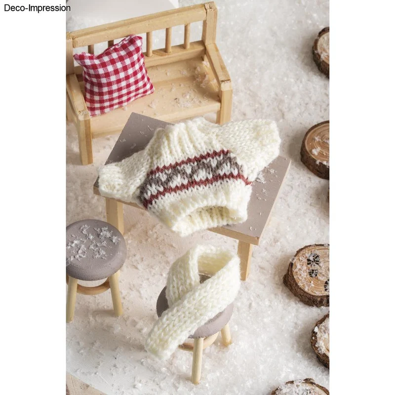 Mini Strickpullover mit Schal für Wichtel