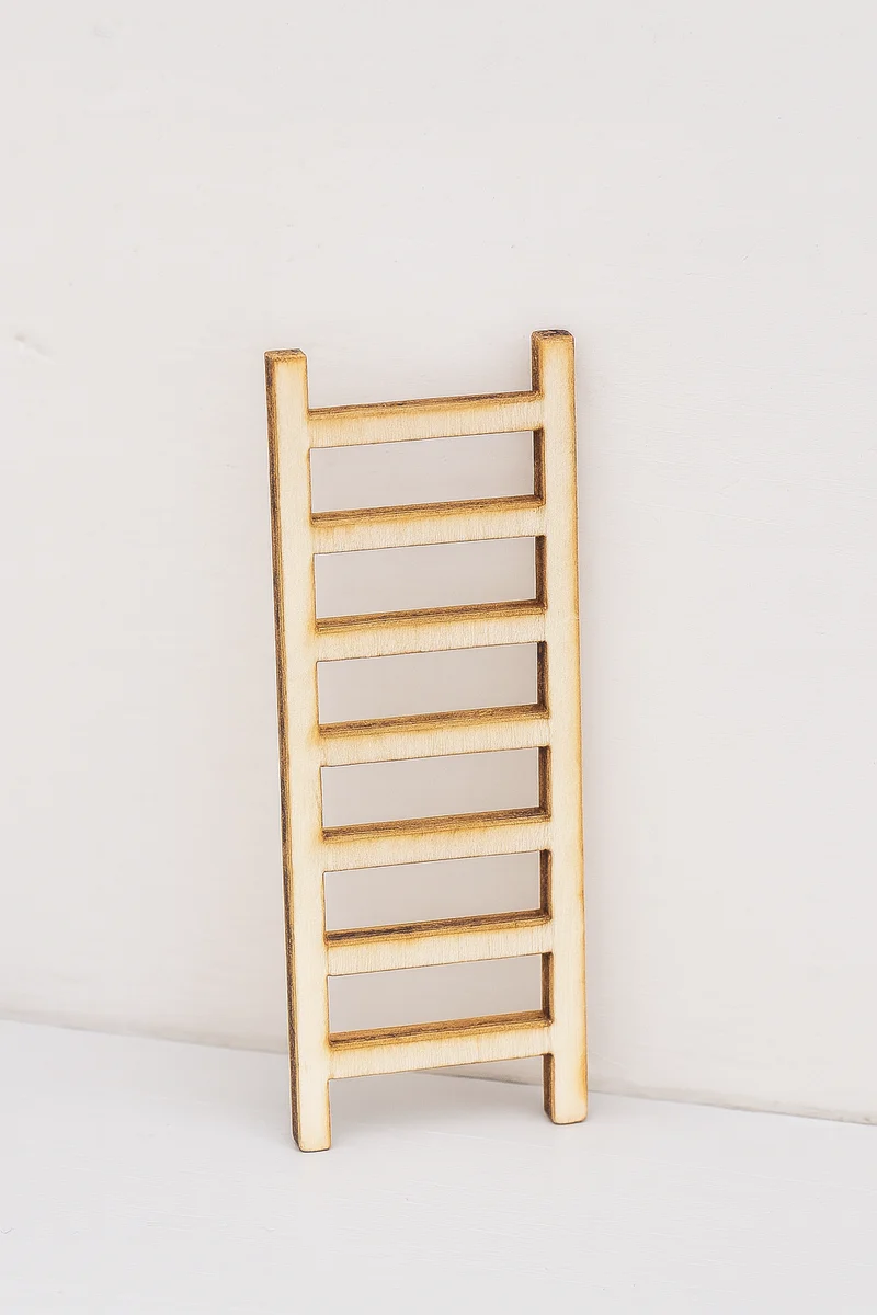 Miniatur Leiter Holz 6x2cm – Wichtel Zubehör