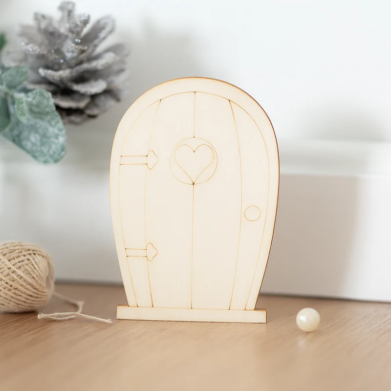 Miniatur Wichteltür Holz mit Herz 6,4x10x0,3cm – Wichtel Zubehör