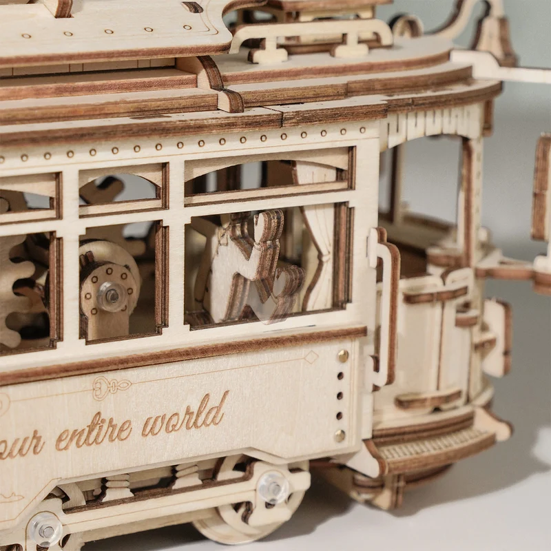 Robotime Classic City Tram LK801