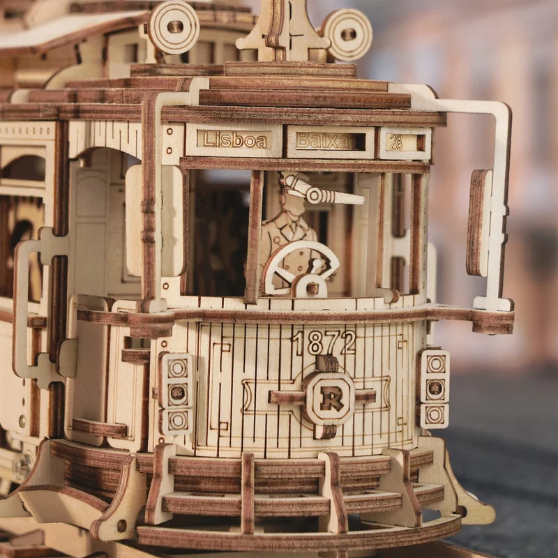 Robotime Classic City Tram LK801