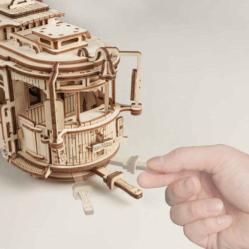 Robotime Classic City Tram LK801