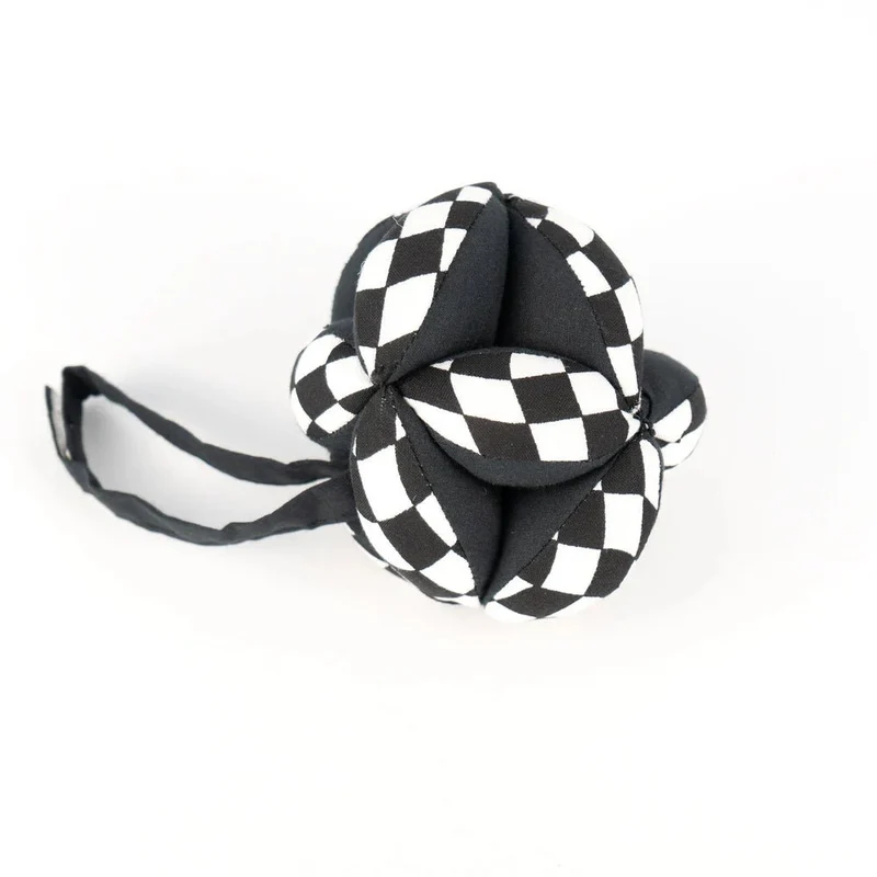 Jolly Designs - Kontrastzauberball