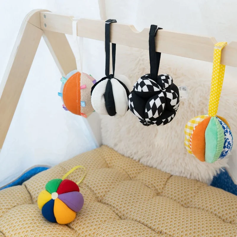 Jolly Designs - Kontrastzauberball
