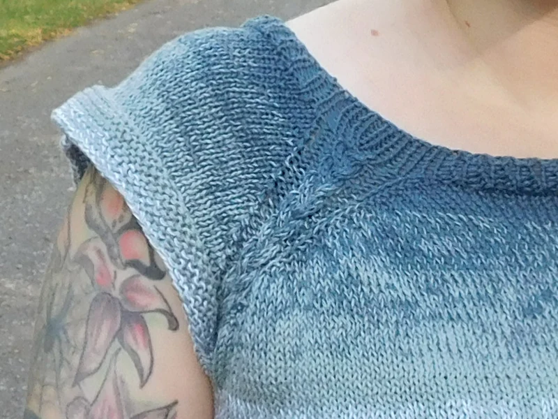 RVO Shirt FEDERLEICHT Strickanleitung