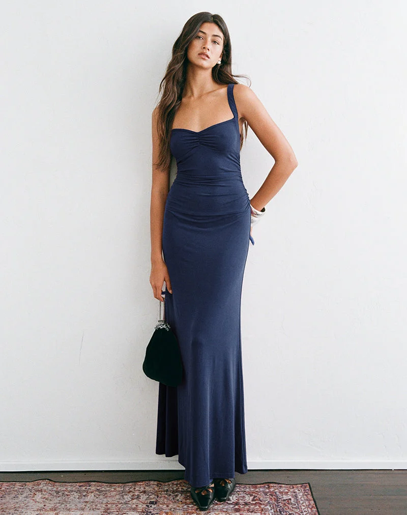 Alivia Maxikleid mit Rüschen aus Cupro in Marineblau
