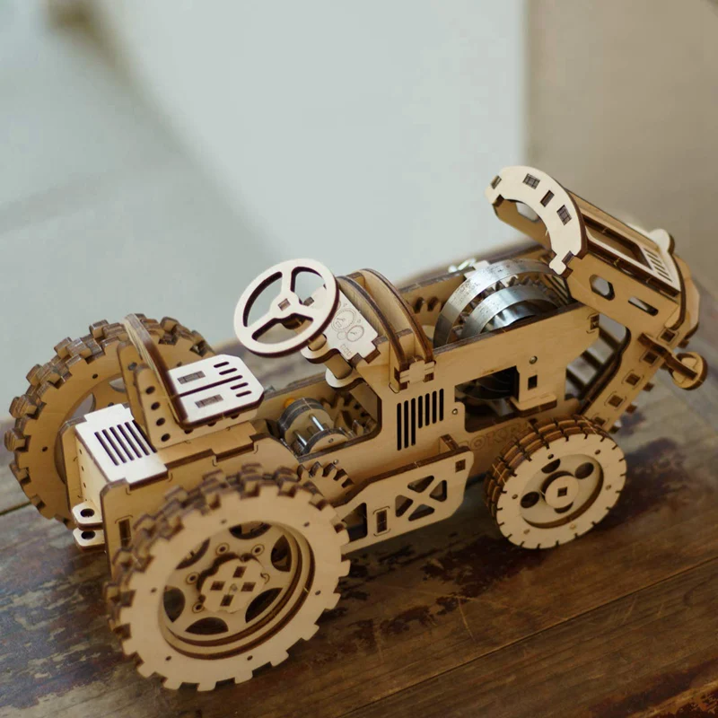 Robotime Tractor LK401