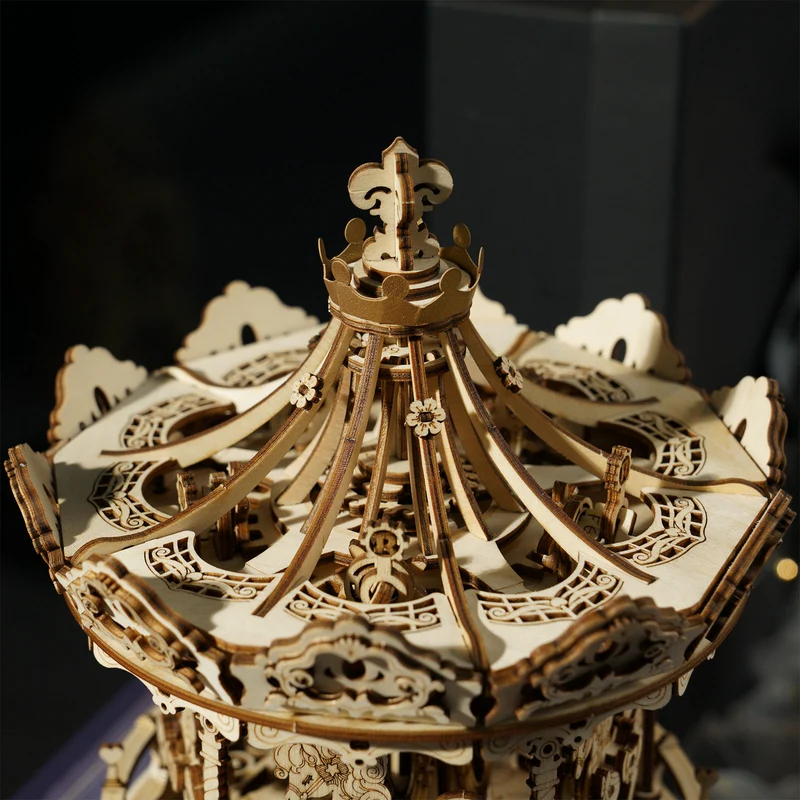 Robotime Romantic Carousel AMK62