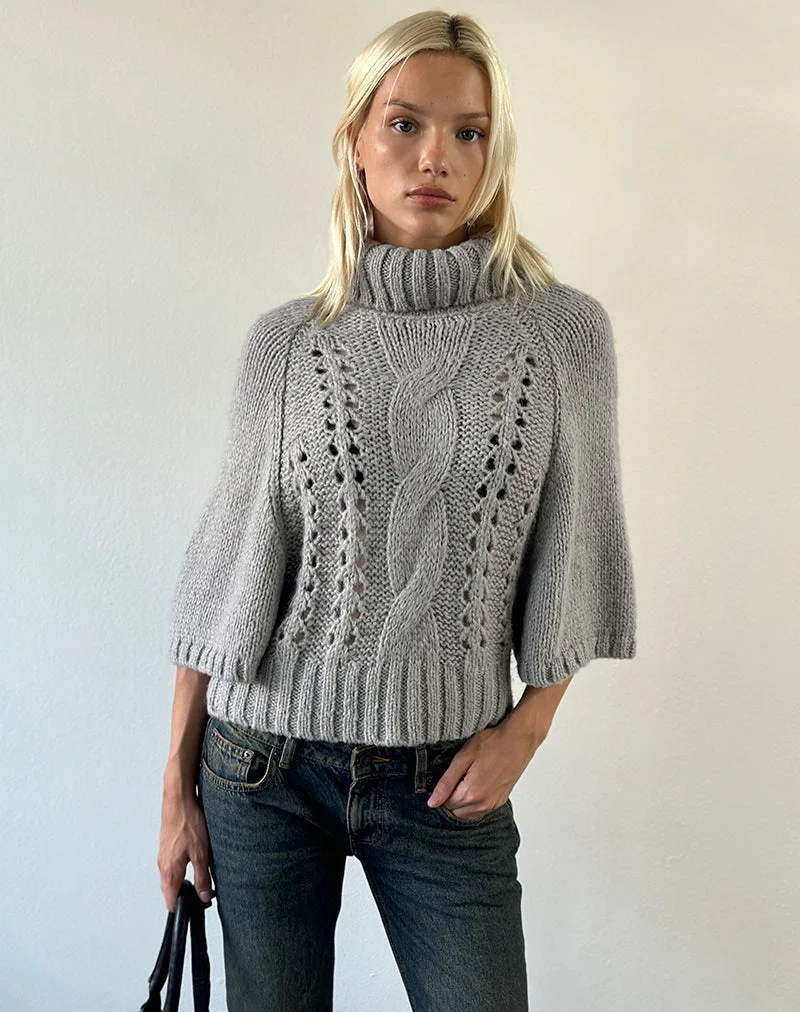 Oswin-Pullover in Zopfmuster, hellgrau