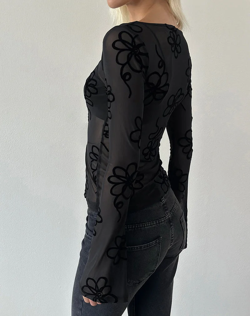 Tineko Langarm-Oberteil in „Doodle Flock Black“