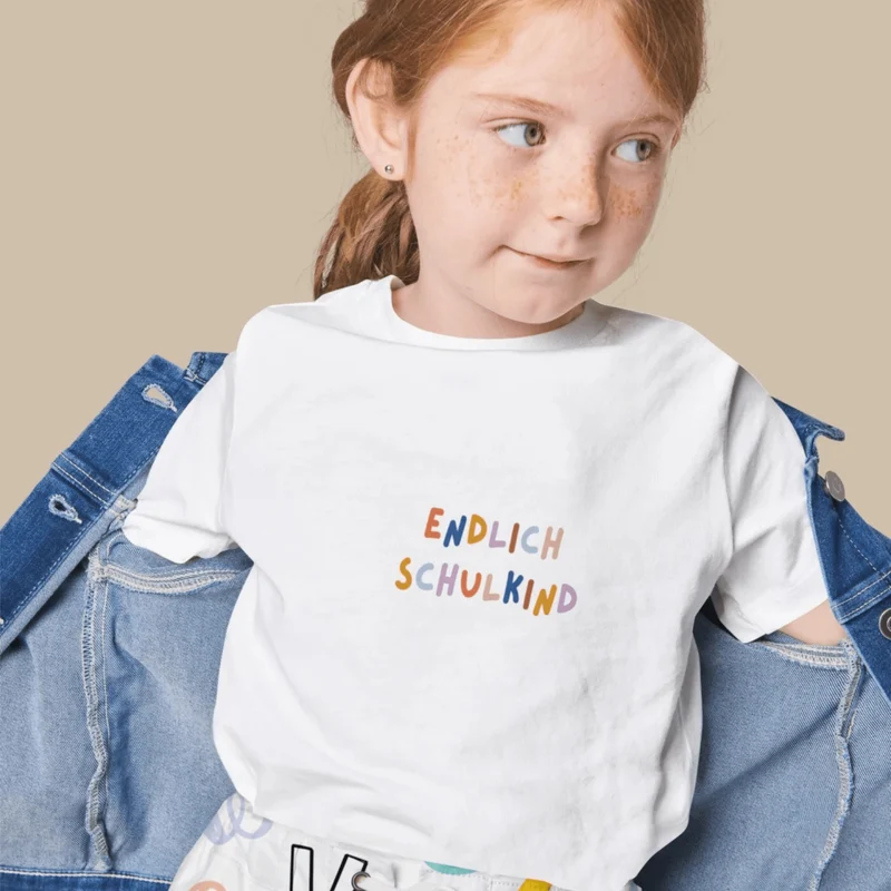 Modern Kids Art - Bügelbild "Endlich Schulkind" klein