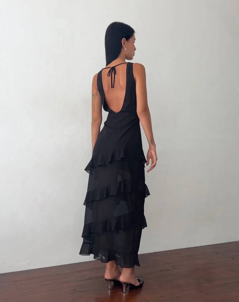 Otna Chiffon-Maxikleid mit Rüschenbesatz in Schwarz