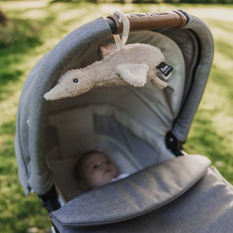 Einschlafhilfe & Kuscheltier Gans inkl. Soundbox "Liva Comforter on the go" - Oat