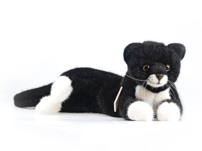 Kösen F5470 Katze liegend "Fini"
