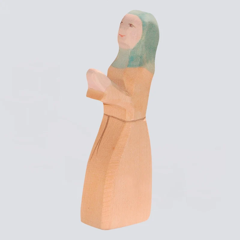 Ostheimer Holzfigur Noahs Frau