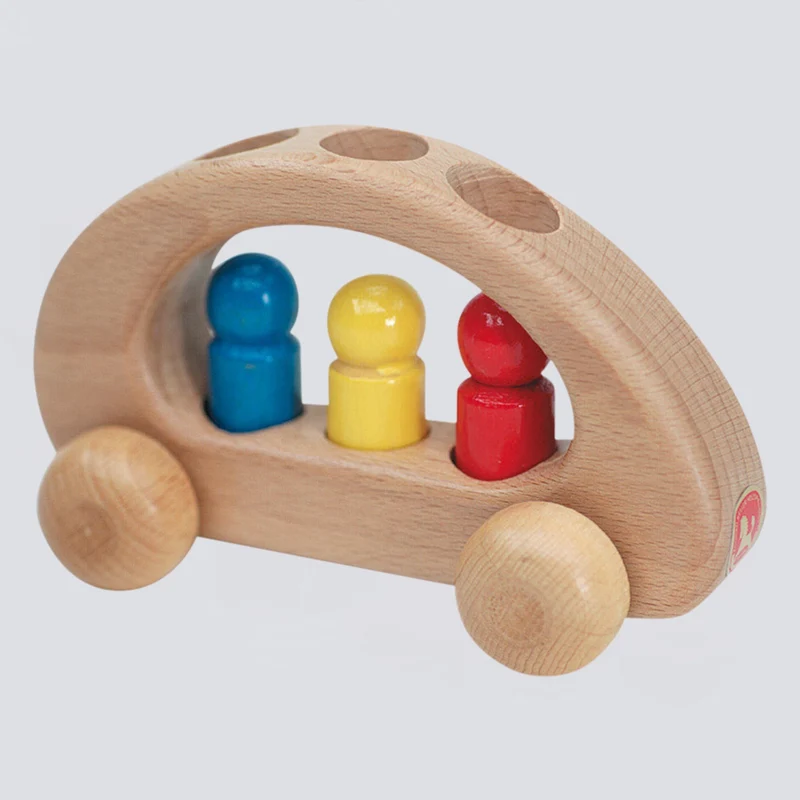 Ostheimer Familienauto mit 3 Männlein