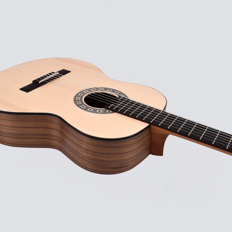 VOLT Konzertgitarre Sevilla KG-5000 (3/4, offenporig)