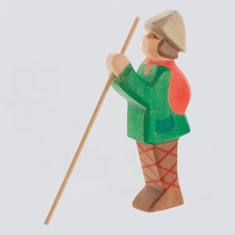 Ostheimer Hirte stehend mit Stab