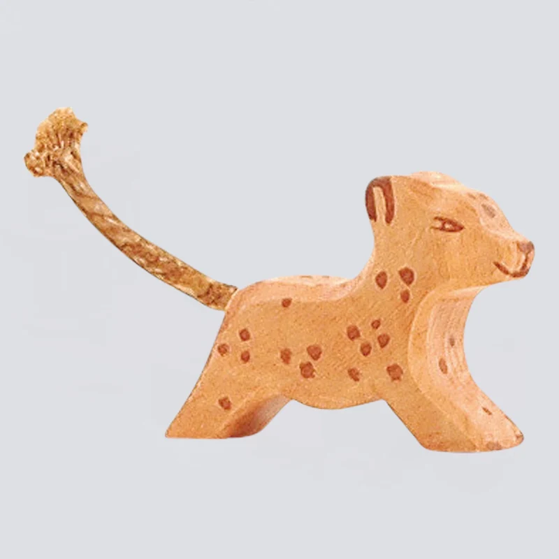 Ostheimer Holzfigur Leopard klein laufend