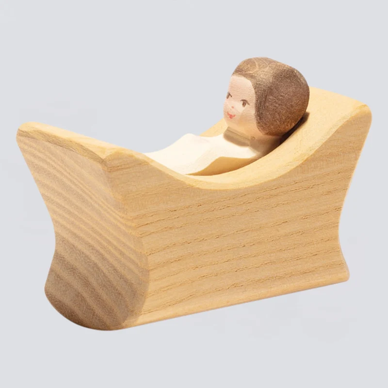 Ostheimer Holzfigur Wiege mit Kind