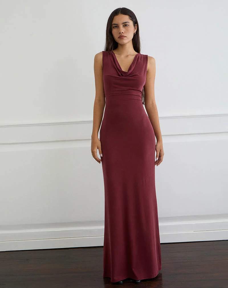 Namra Maxikleid mit Rundhalsausschnitt aus Cupro in Burgund