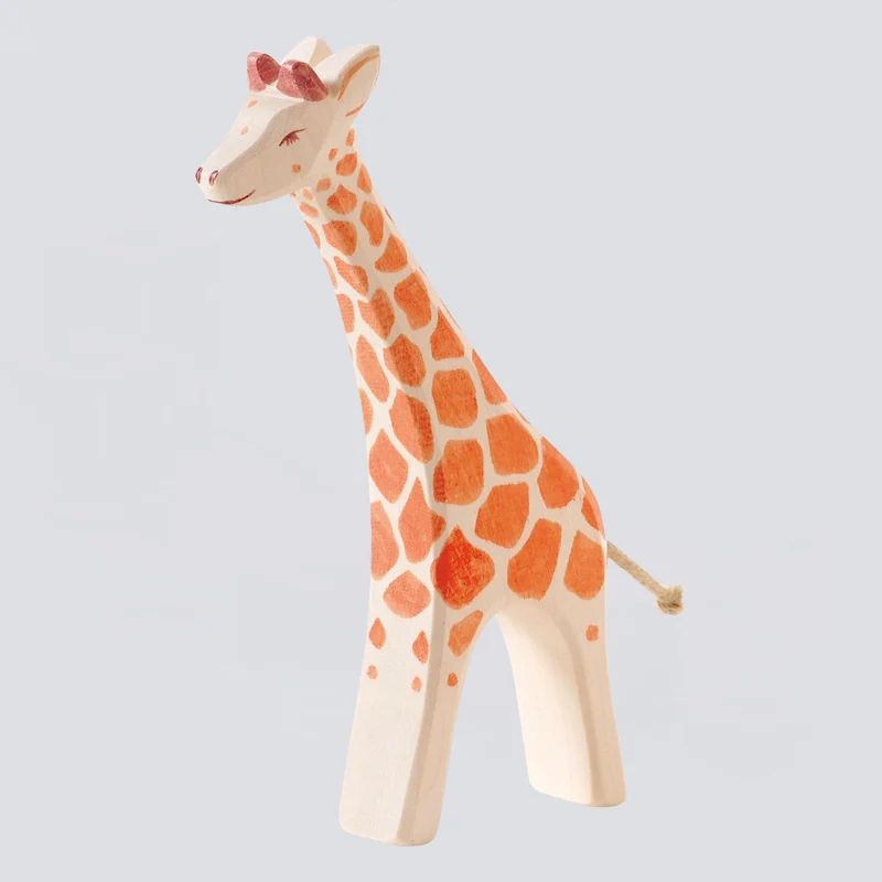 Ostheimer Holzfigur Giraffe groß laufend