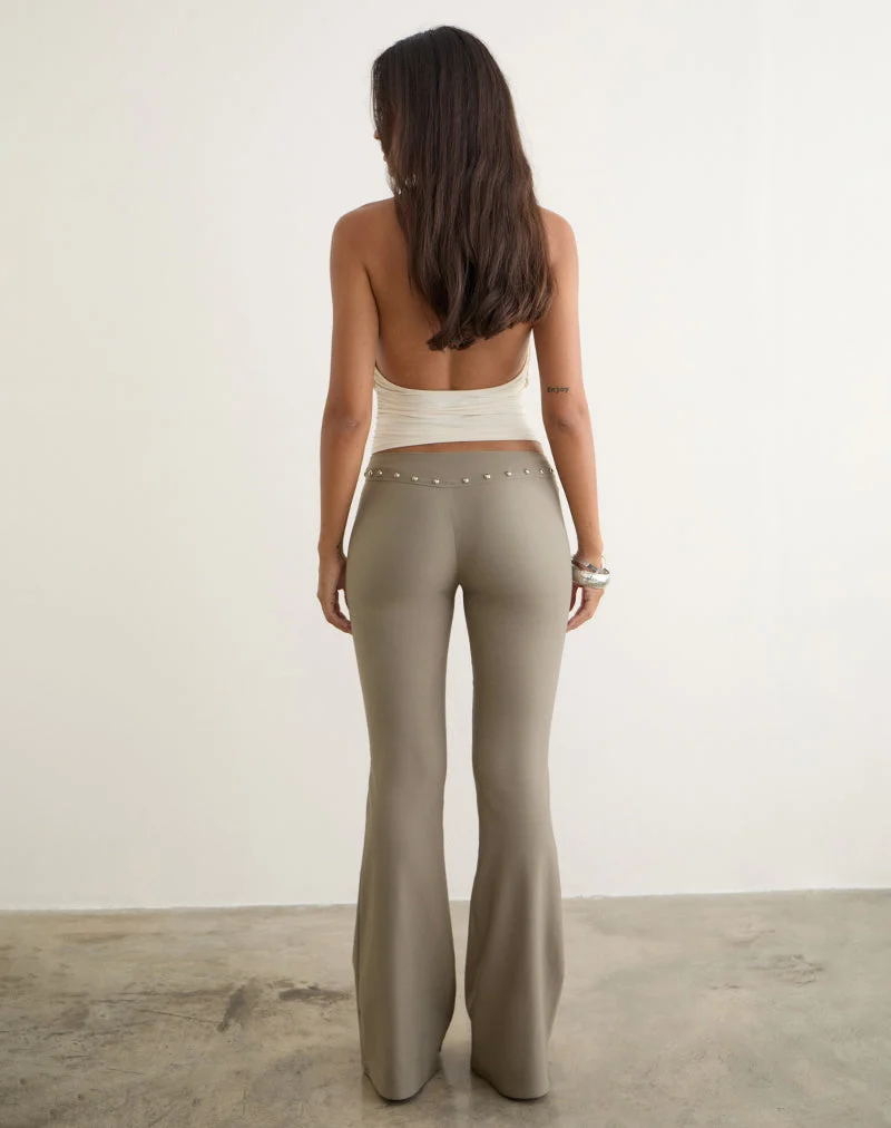 Marta-Hose aus Stretch-Anzugstoff in Taupe