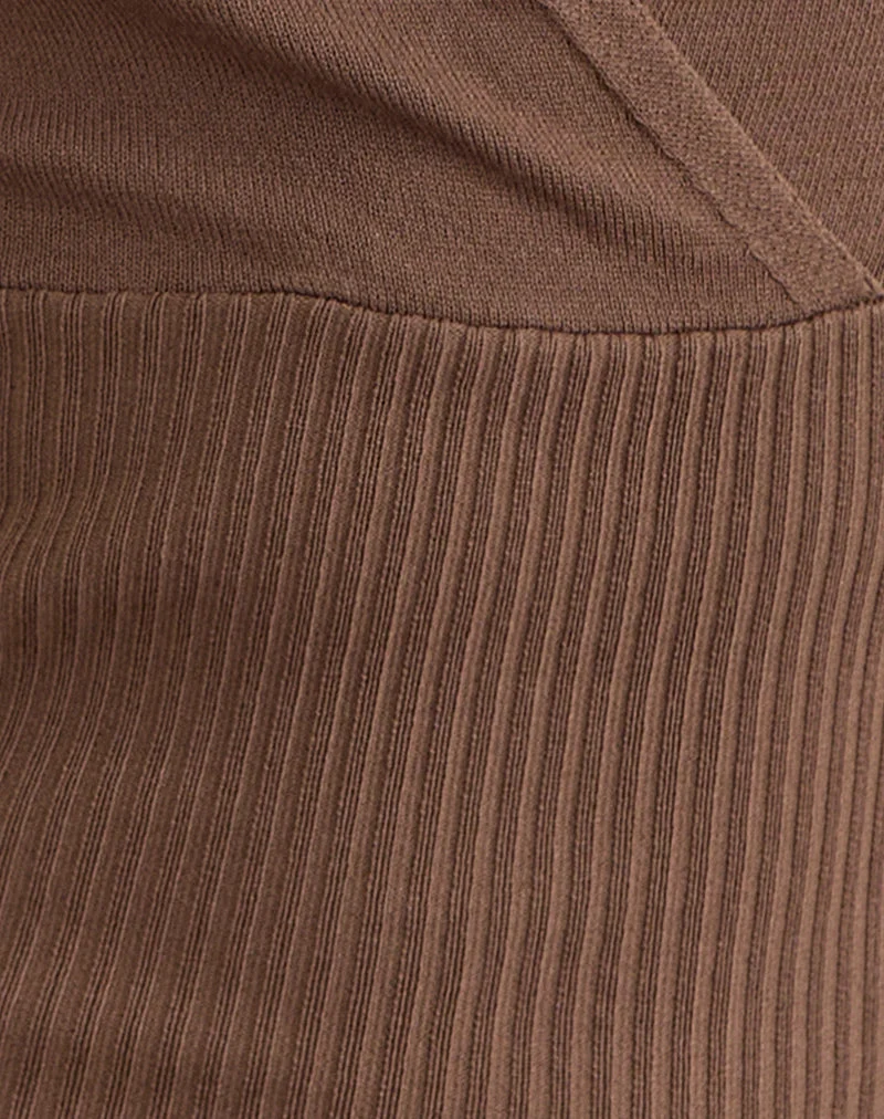 Rayana-Strickoberteil mit Schlüssellochausschnitt in Braun