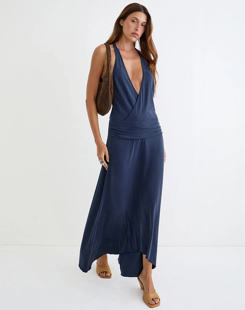 Kiku-Maxikleid aus Cupro in Marineblau