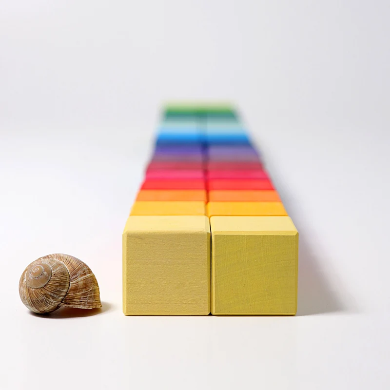 Grimms 43110 Regenbogen Mosaik Würfel
