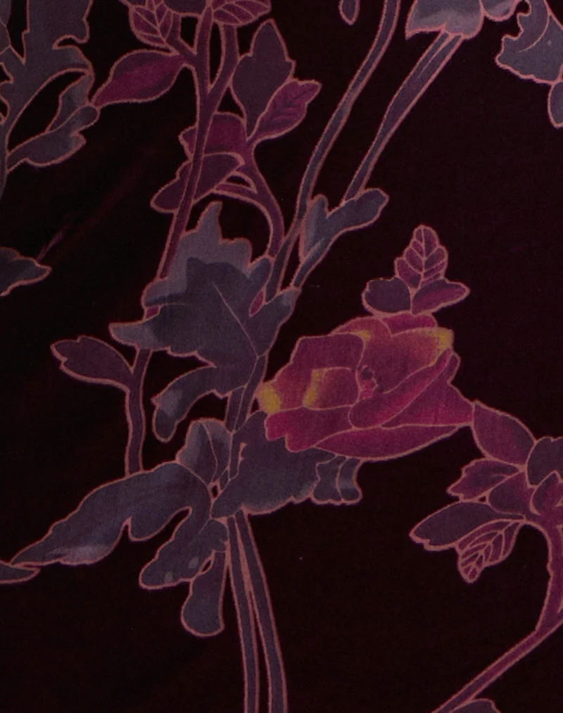 Yamira Maxikleid in Floral Devore Burgundy