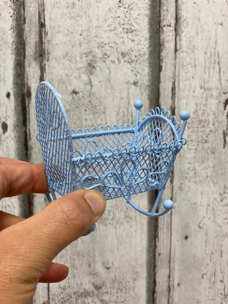 Kinderwiege Metall Miniatur 1:12