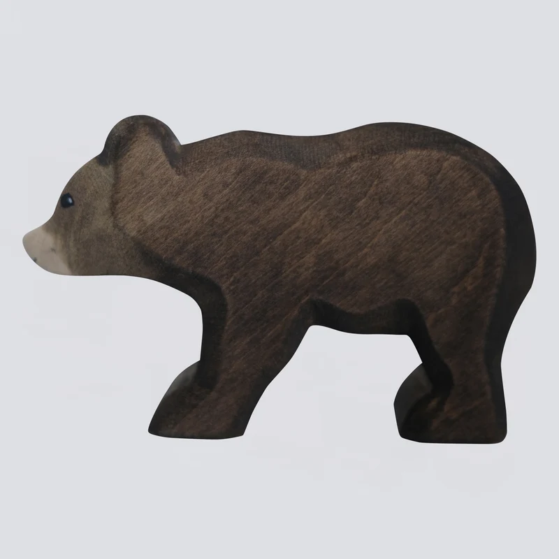 Holzwald Holzfigur Bär klein gehend