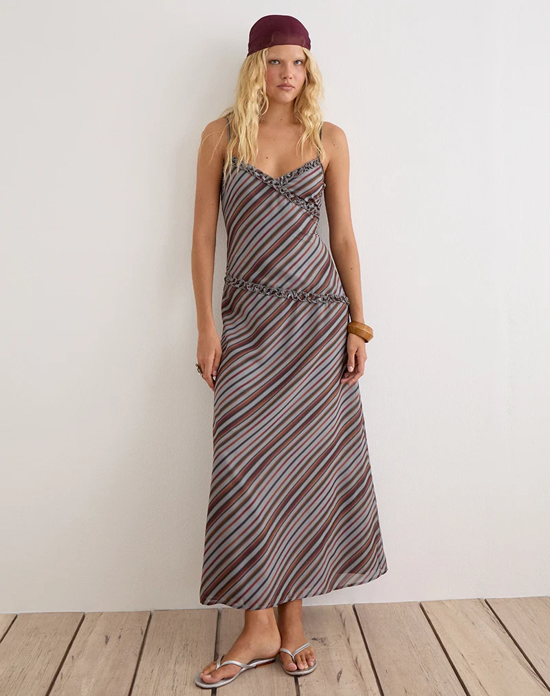 Angie-Maxikleid aus Chiffon mit diagonalen Streifen in Grau und Bordeauxrot
