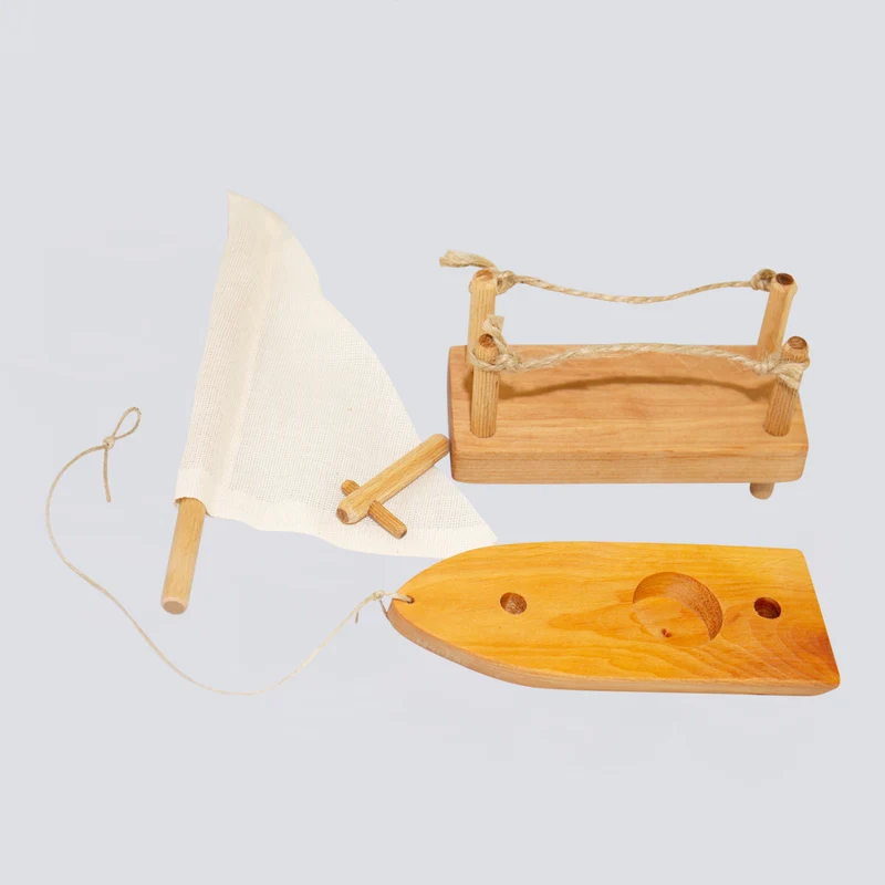 Magic Wood Segelboot & Anleger