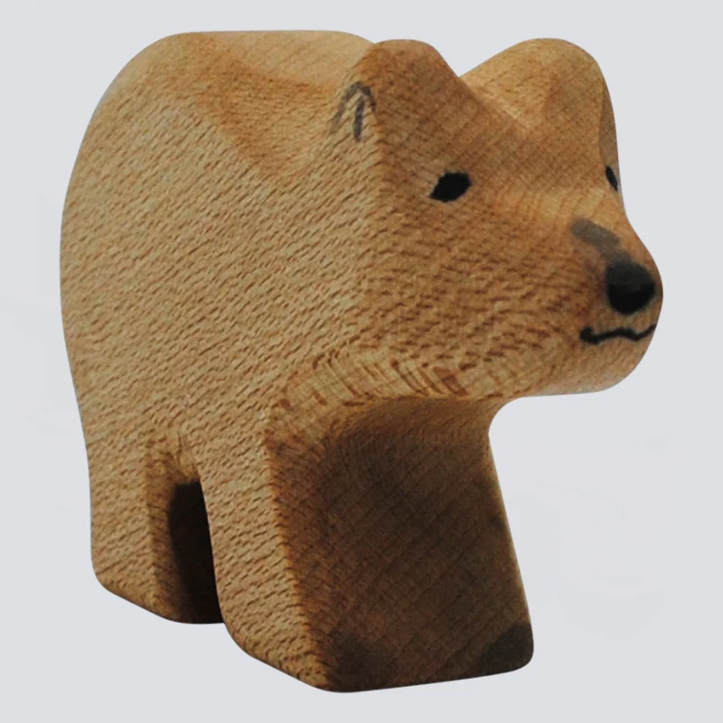 Holzwald Holzfigur Eisbär klein hell