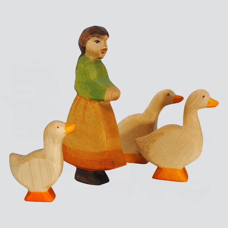 Holzwald Holzfigur Gänseliesel