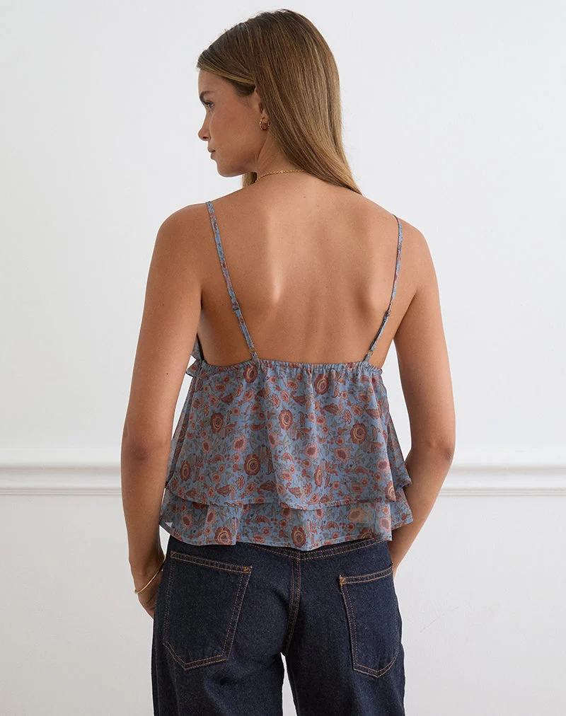 Millar-Top mit Rüschen aus Chiffon in der Farbe „Shadow Blossom Blue“