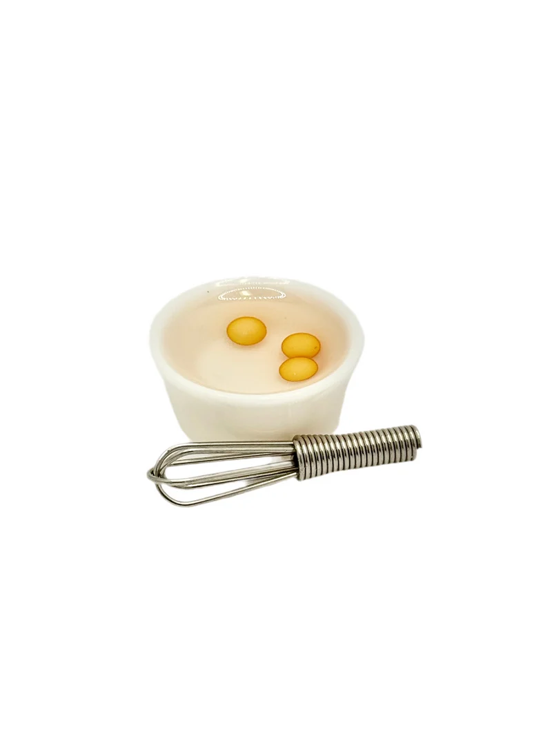 Rührschüssel mit Schneebesen