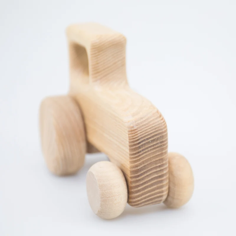 Bulldog aus Holz