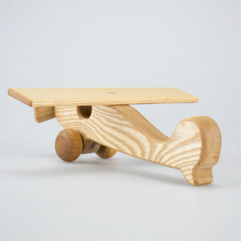 Flugzeug aus Holz