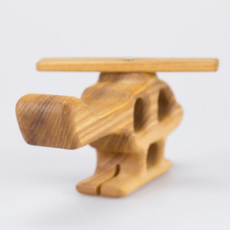 Helikopter aus Holz