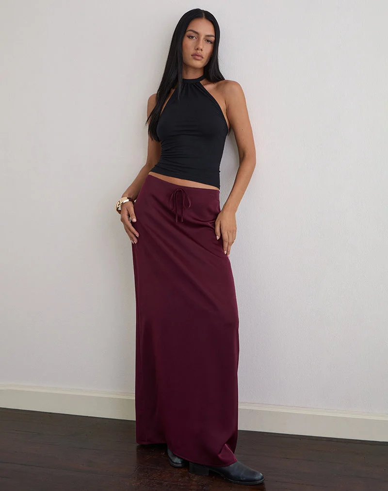 Sarinem Maxirock aus Satin in Burgund