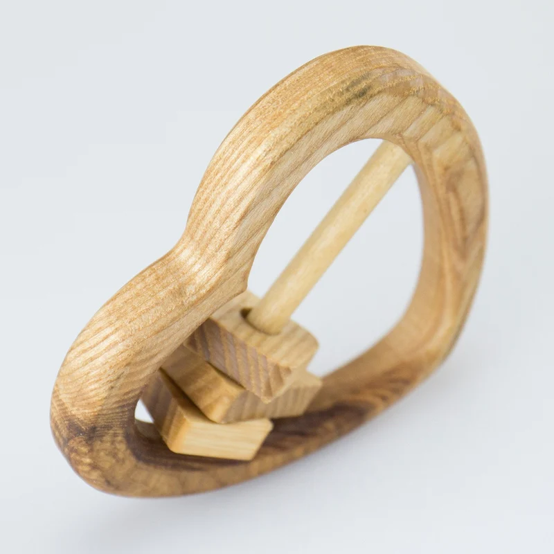 Holzrassel Herz